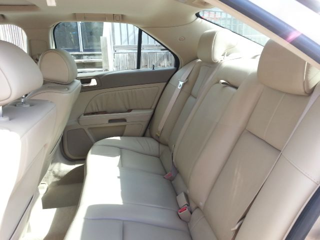 Cadillac STS 2005 photo 4