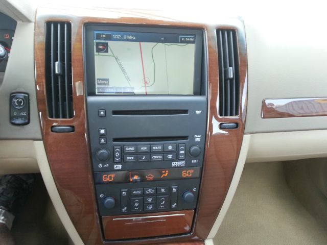 Cadillac STS 2005 photo 9