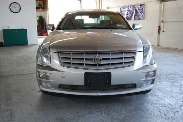 Cadillac STS 2005 photo 6