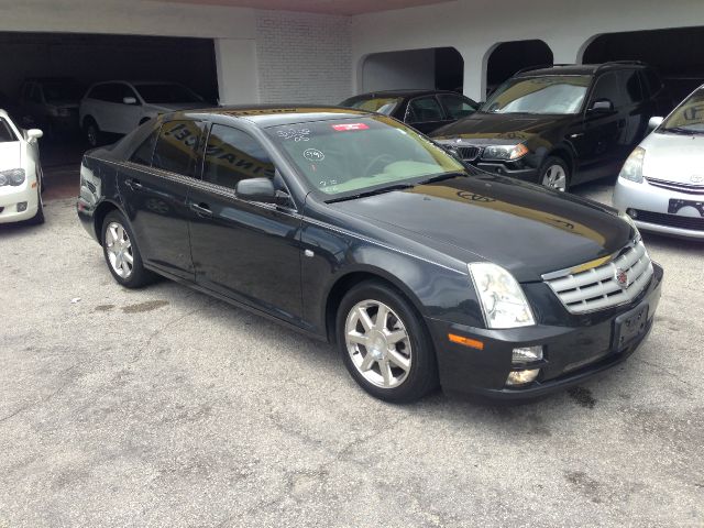 Cadillac STS 2005 photo 1