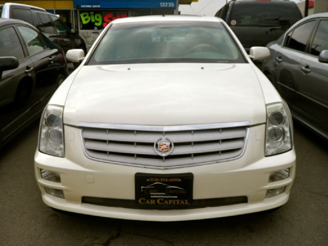 Cadillac STS 2005 photo 3