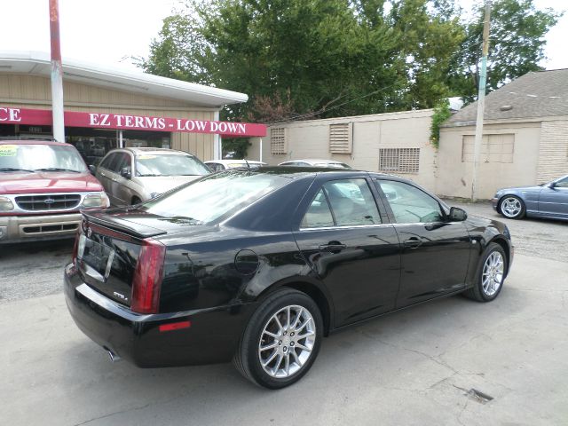 Cadillac STS 2005 photo 3