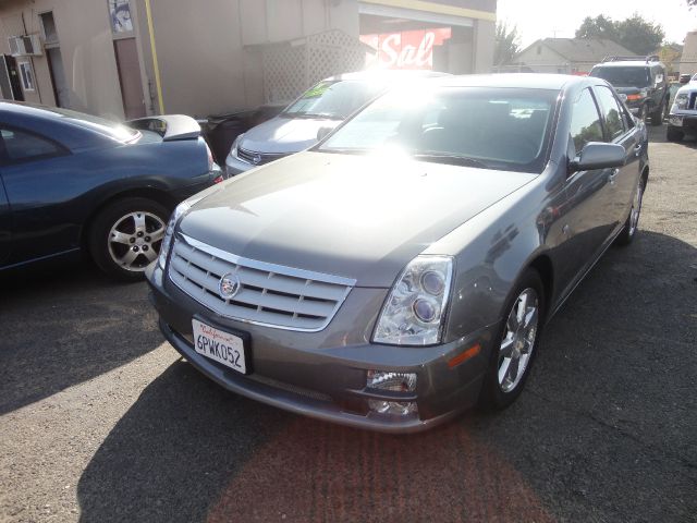 Cadillac STS 2005 photo 1