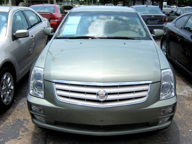 Cadillac STS 2005 photo 2