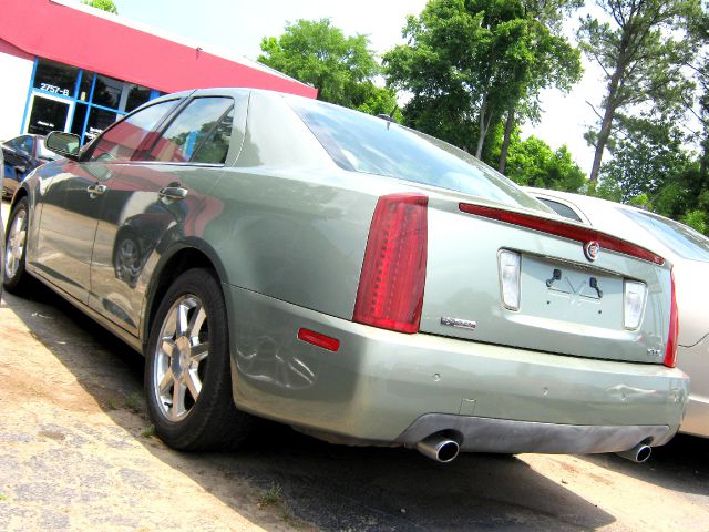 Cadillac STS 2005 photo 7