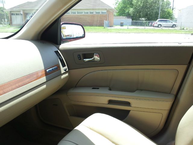 Cadillac STS 2006 photo 9