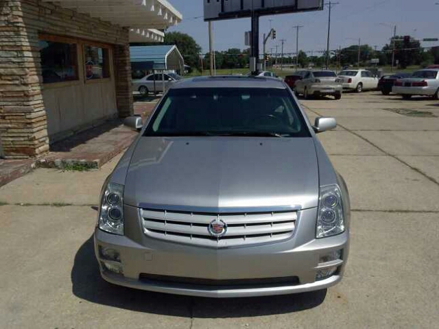 Cadillac STS 2006 photo 1