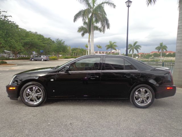 Cadillac STS 2006 photo 1