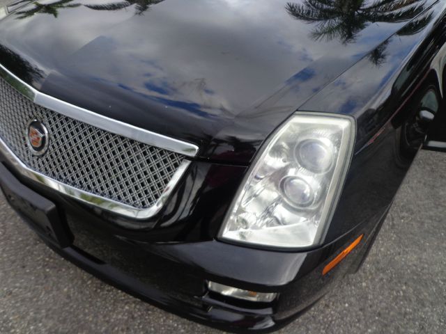 Cadillac STS 2006 photo 20