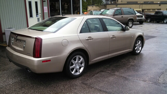 Cadillac STS 2006 photo 3