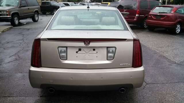 Cadillac STS 2006 photo 4