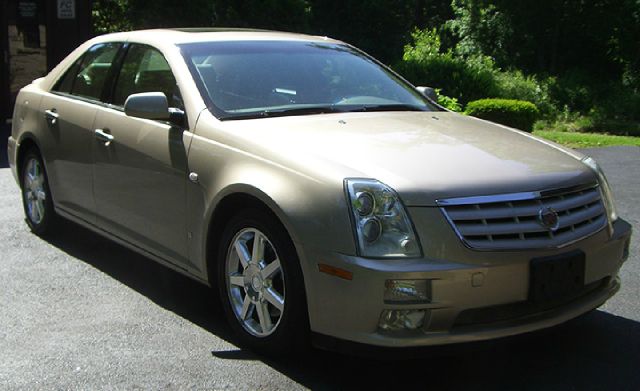 Cadillac STS 2006 photo 3