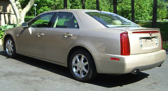 Cadillac STS 2006 photo 5