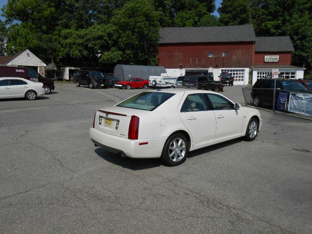 Cadillac STS 2006 photo 6