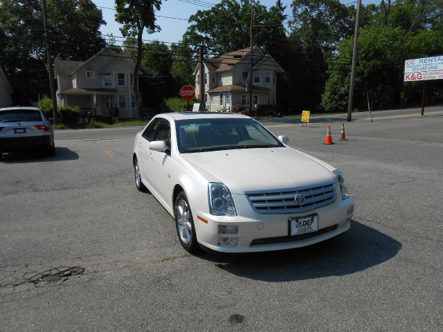 Cadillac STS 2006 photo 9