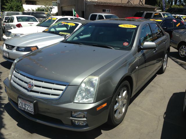 Cadillac STS 2006 photo 9