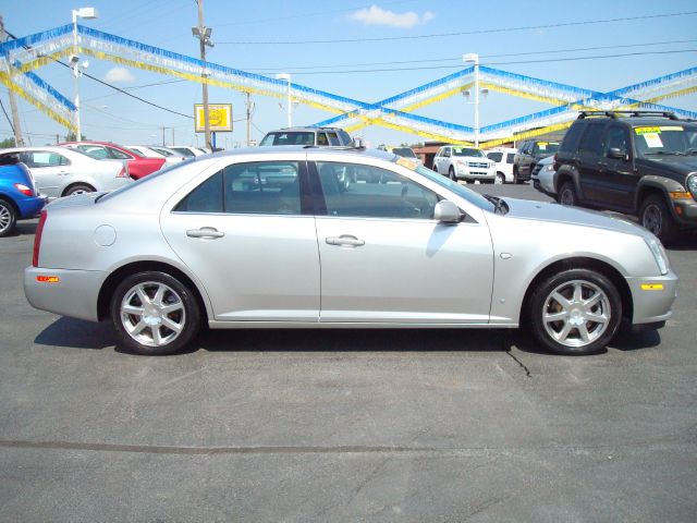 Cadillac STS 2006 photo 1