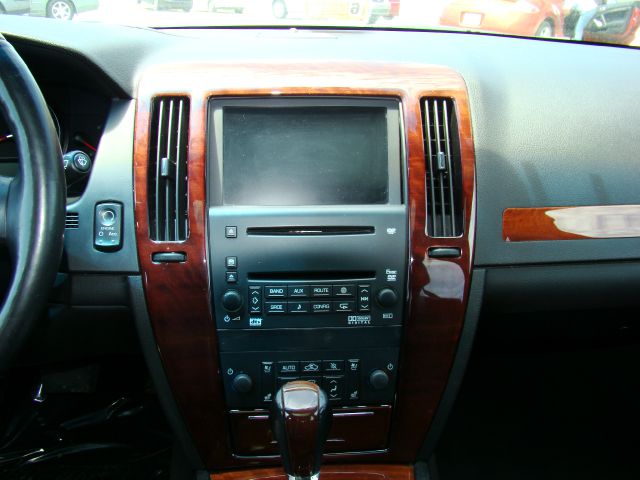 Cadillac STS 2006 photo 15