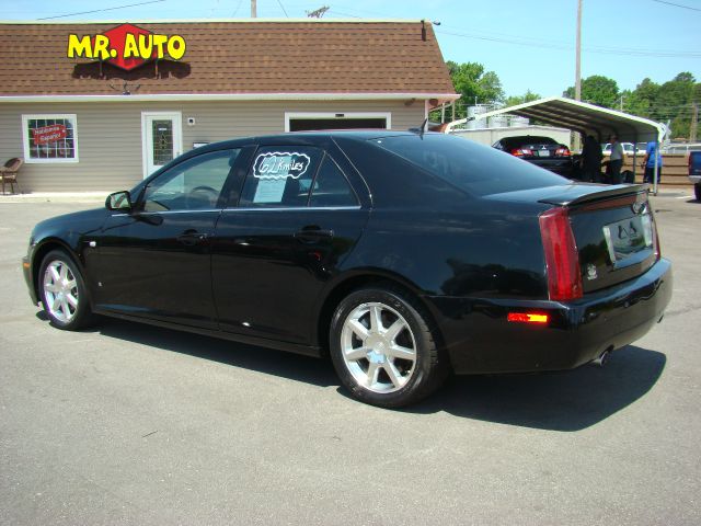 Cadillac STS 2006 photo 20