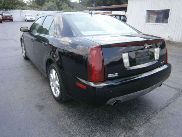 Cadillac STS 2006 photo 3