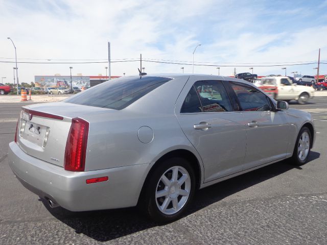 Cadillac STS 2006 photo 4