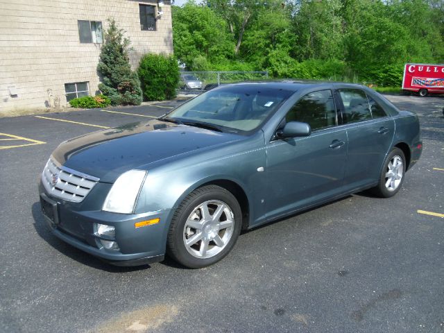 Cadillac STS 2006 photo 24