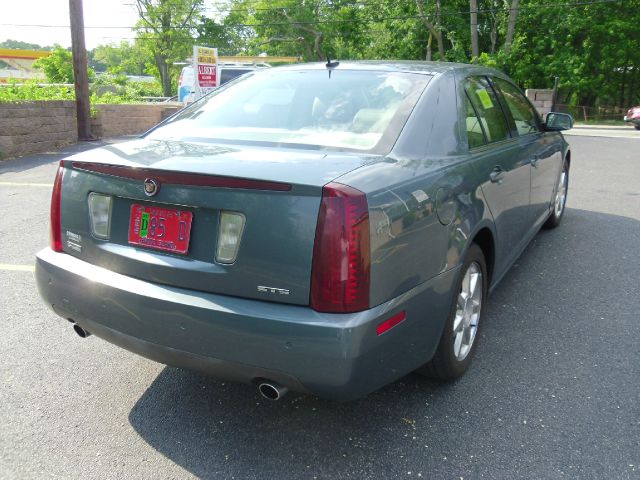 Cadillac STS 2006 photo 6