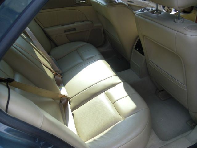 Cadillac STS 2006 photo 8