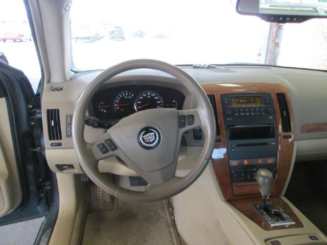 Cadillac STS 2006 photo 1