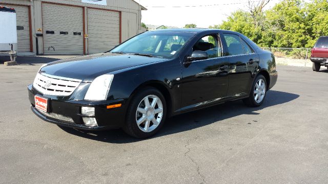 Cadillac STS 2006 photo 4