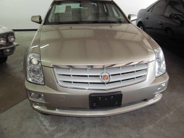 Cadillac STS 2006 photo 2