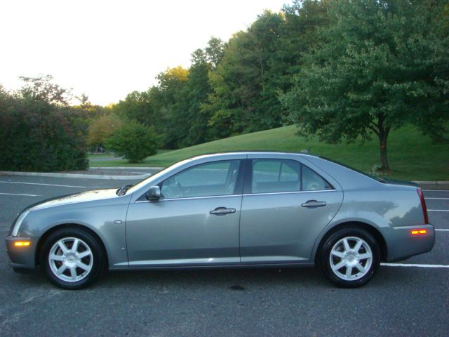 Cadillac STS 2006 photo 4