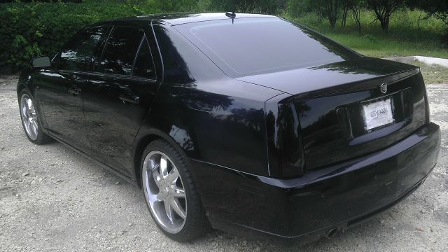 Cadillac STS 2006 photo 4