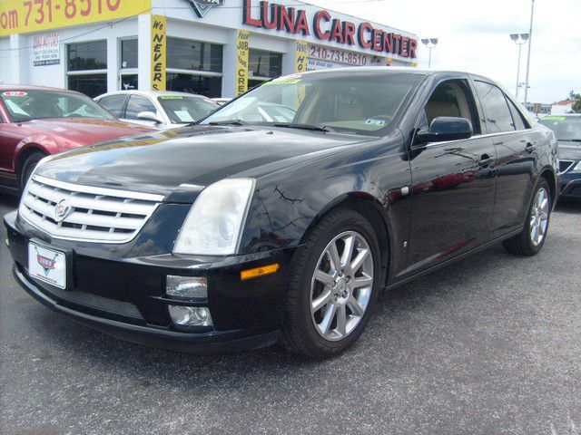 Cadillac STS 2007 photo 28