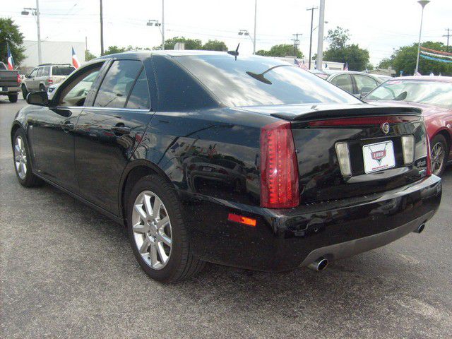 Cadillac STS 2007 photo 41