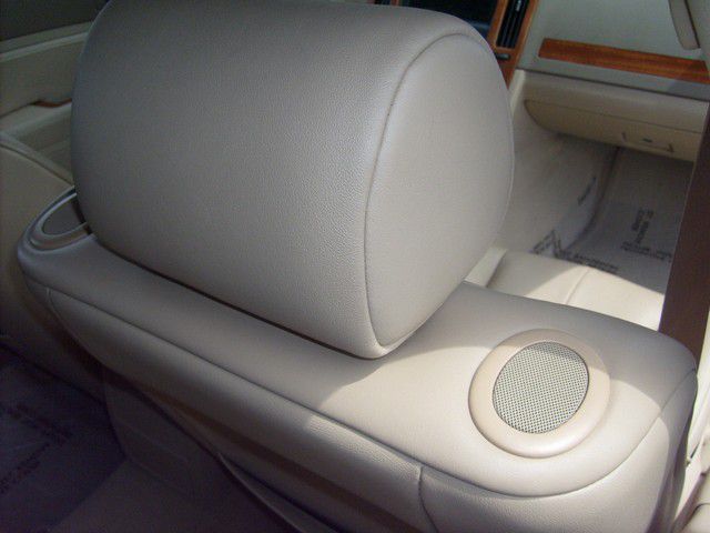 Cadillac STS 2007 photo 42