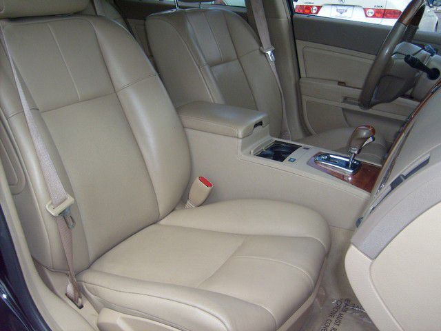 Cadillac STS 2007 photo 6