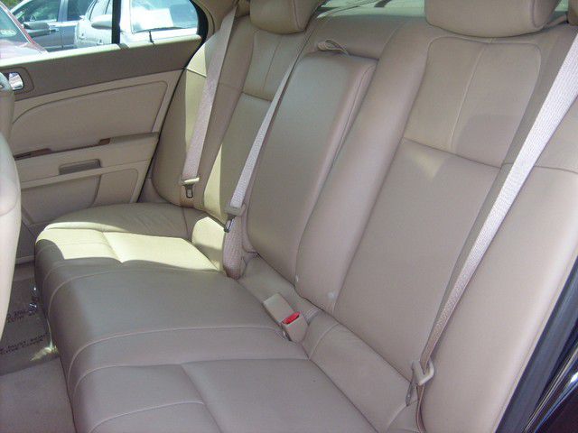 Cadillac STS 2007 photo 9