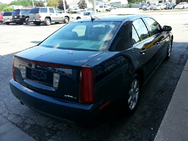 Cadillac STS 2007 photo 1