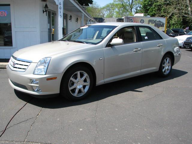 Cadillac STS 2007 photo 30