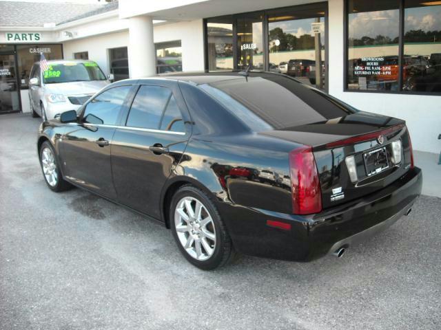 Cadillac STS 2007 photo 4