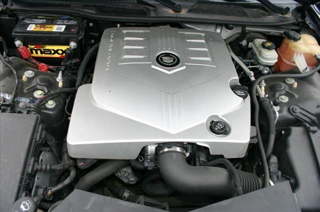 Cadillac STS 2007 photo 38