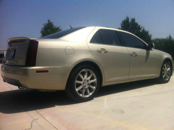 Cadillac STS 2007 photo 3