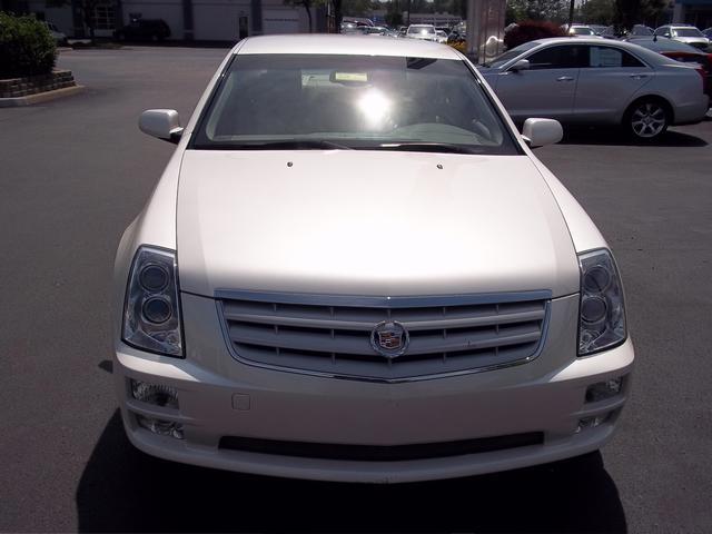 Cadillac STS 2007 photo 4