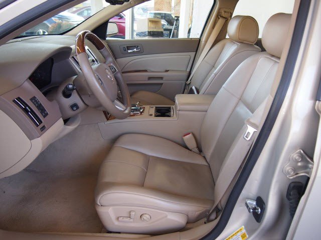 Cadillac STS 2008 photo 5