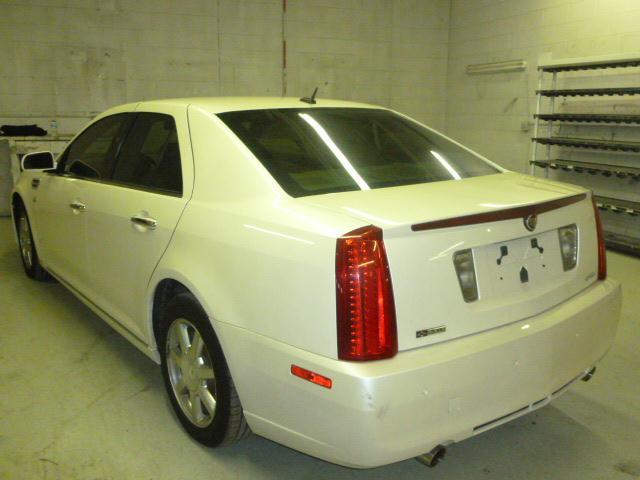 Cadillac STS 2008 photo 2