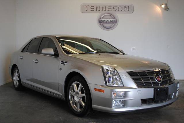 Cadillac STS 2008 photo 2