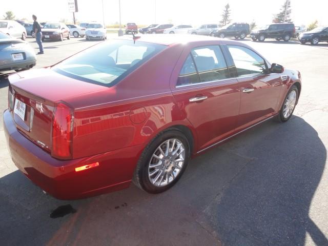 Cadillac STS 2008 photo 5