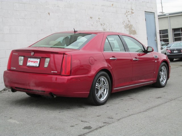 Cadillac STS 2008 photo 3