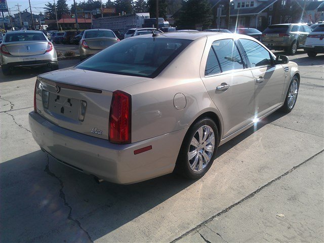 Cadillac STS 2008 photo 5